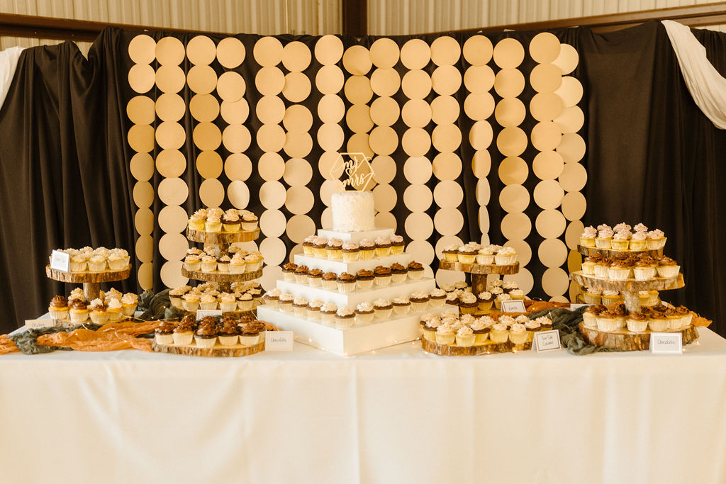 wedding reception cupcakes